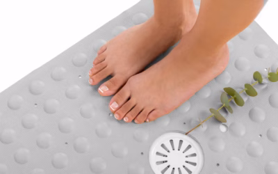 Anti-Mold, Mildew-Resistant Non-Slip Shower Mats: A Cleaner Bathroom Solution